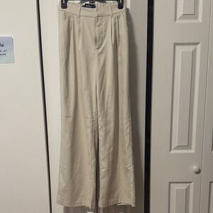 Hollister Women's Wide-Leg Trousers in Light Beige